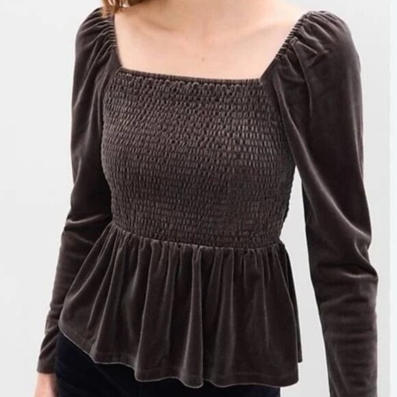 GAP Tops - Velvet Peplum Blouse